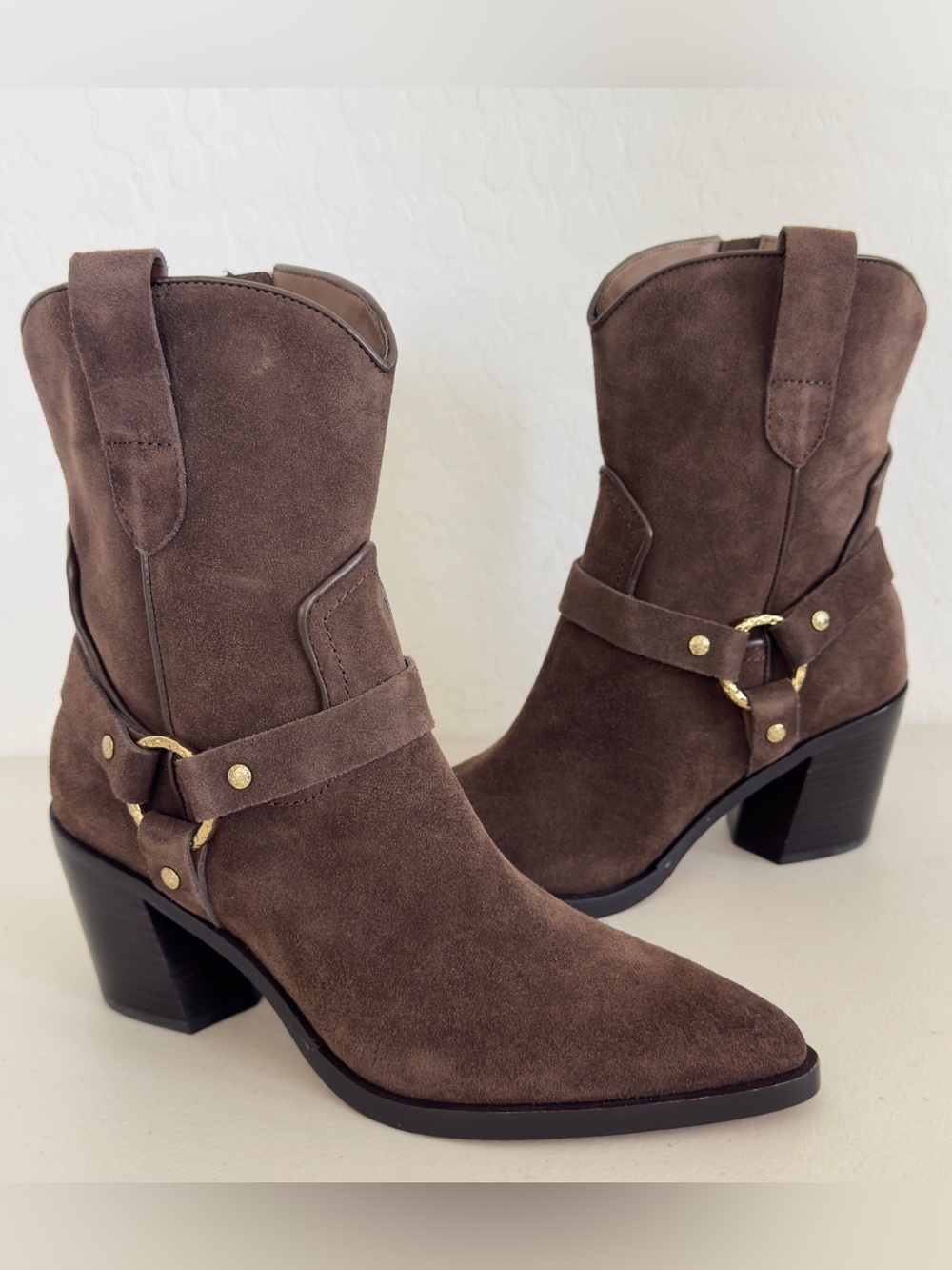 NEW Dolce Vita Kenzen Chocolate Brown Suede Harness Booties Size 8 - Picture 2 of 10